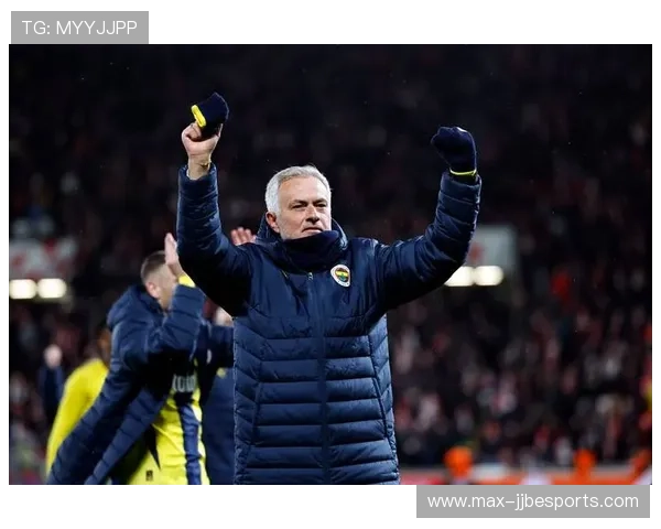 踢足球的男外国球星成就与影响力全面解析